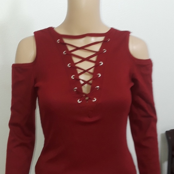 wine red lace up front cold shoulder plunge neck - Picture 4 of 4